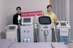 微通道808多少錢(qián)一臺(tái)？808脫毛儀宏的強(qiáng)價(jià)位_幾千塊的808半導(dǎo)體脫毛儀